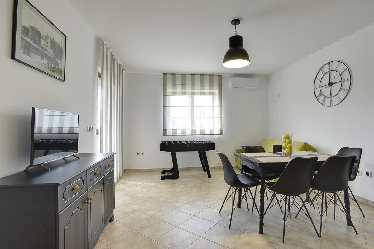 Apartment Falu Stinjan Luaran gambar